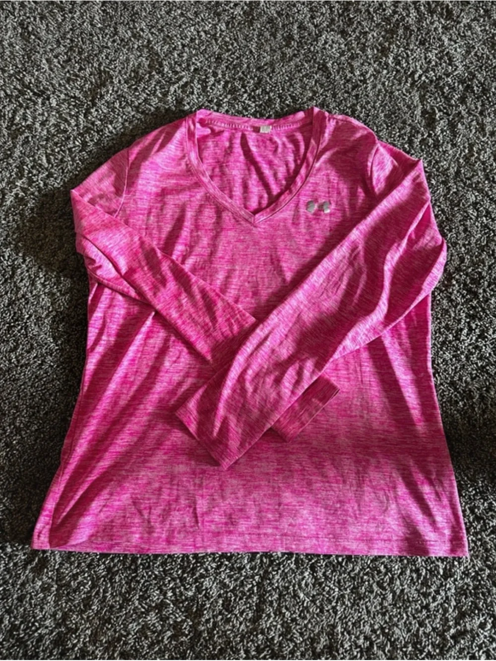 Under Armour Hot Pink Heathered V-Neck Long Sleeve Top
